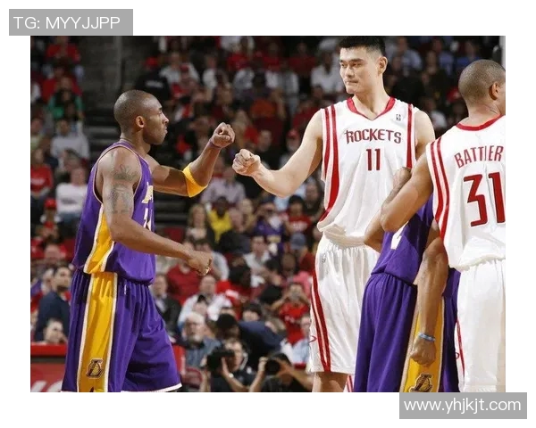 姚明精彩瞬间集锦动作GIF带你重温他的篮球传奇与风采 姚明精彩瞬间集锦动作GIF带你重温他的篮球传奇与风采